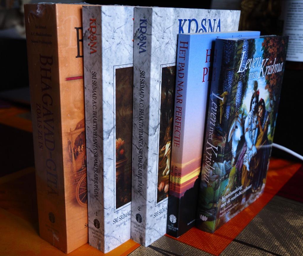 Bhagavad Gita Zoals Ze is Set (Nederlands), Achtergrond en Informatie, Spiritualiteit algemeen, AC Bhaktivedanta Swami, Nieuw