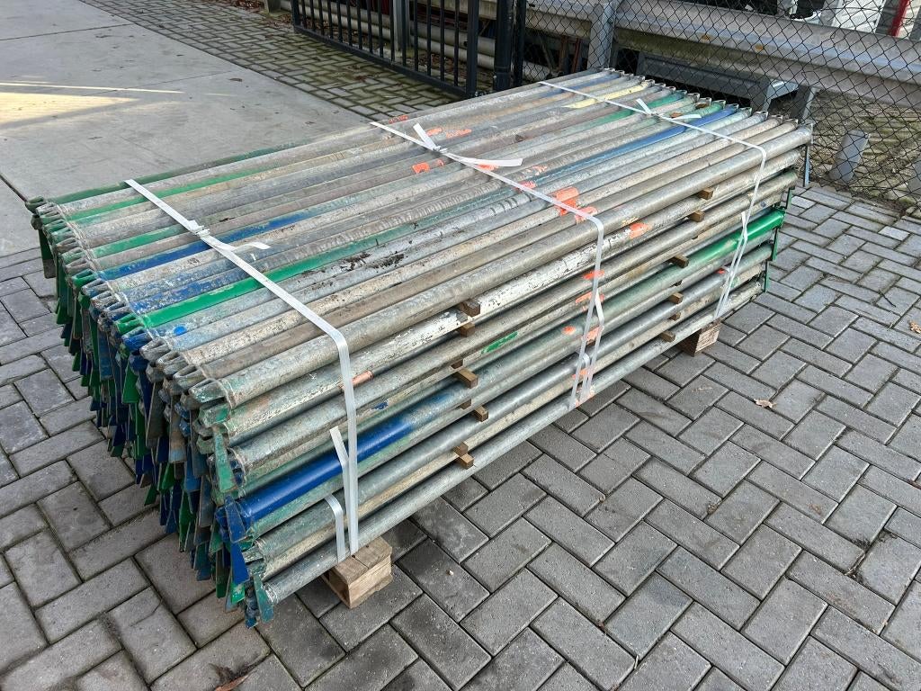 Layher Allround ligger 2.07M en roostervloer 2.07x0.32M, Ophalen, Gebruikt, Handmatig