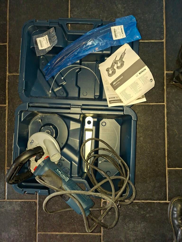 Bosch professionnel GBR15CA