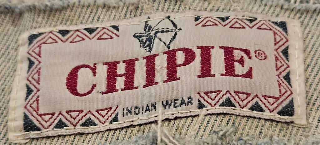 Patch vestimentaire Chipie des années 80
C'est une robe, Collections, Marques & Objets publicitaires, Enlèvement ou Envoi