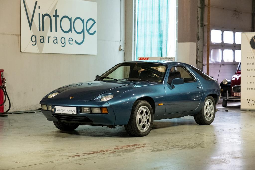 Porsche 928 Handgeschakeld, Auto's, Porsche, Bedrijf, Te koop, Benzine, Coupé, 2 deurs, Handgeschakeld, Blauw, Zwart, Leder en Stof