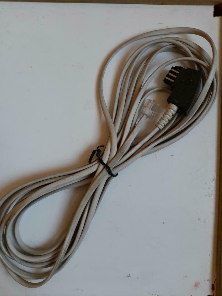 Câble téléphonique avec prise Allemande, Enlèvement ou Envoi, Neuf, Bakélite