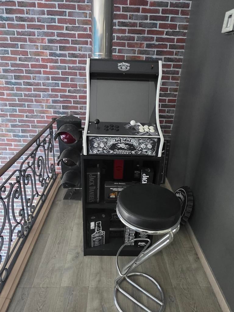 Console d'arcade jack Daniels comme neuve, Enlèvement, Comme neuf