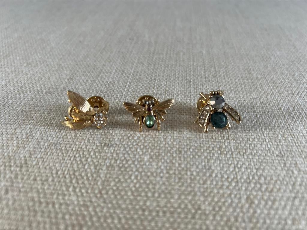 Broche bijou pins, Comme neuf