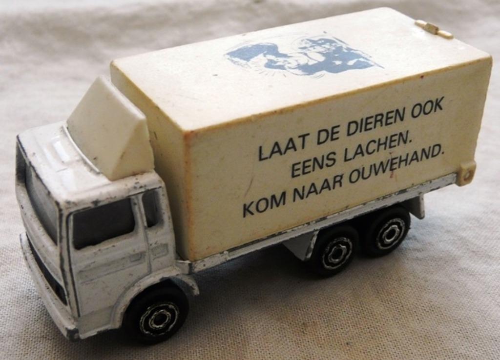 Majorette, No214, Saviem SM Europe Container Ouwehand, 1980s, Enlèvement ou Envoi, Utilisé, Bus ou Camion