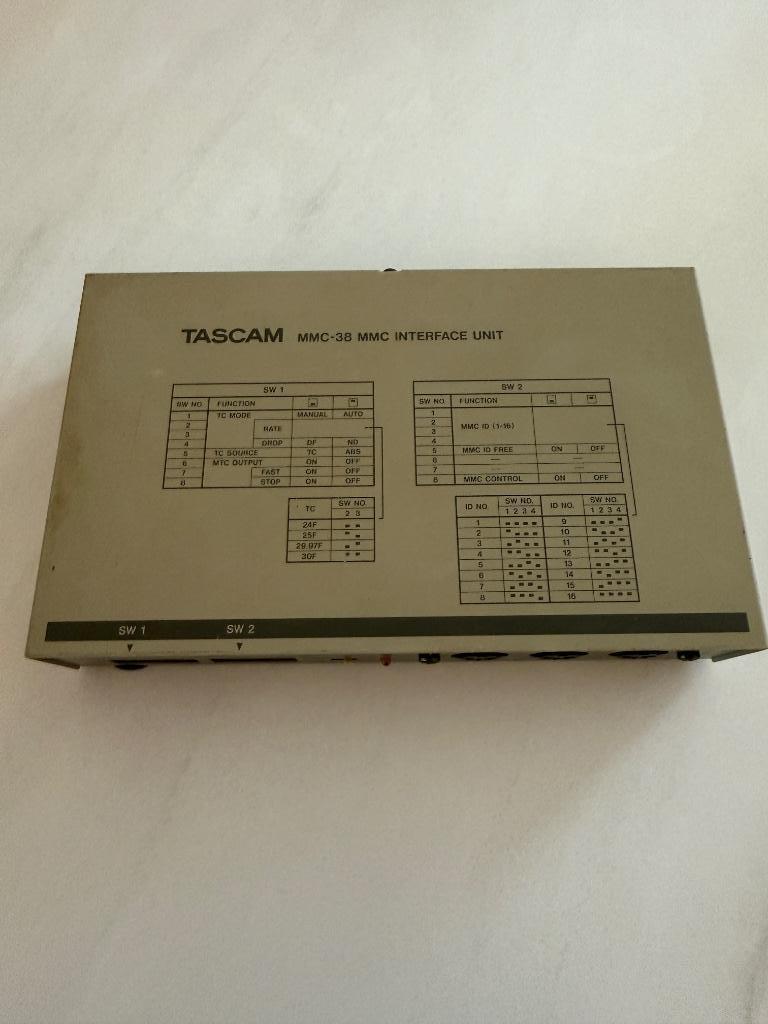 TASCAM MMC-38 MIDI interface Unit / Hub for RC848 DA-38, Enlèvement, Utilisé, Vidéo