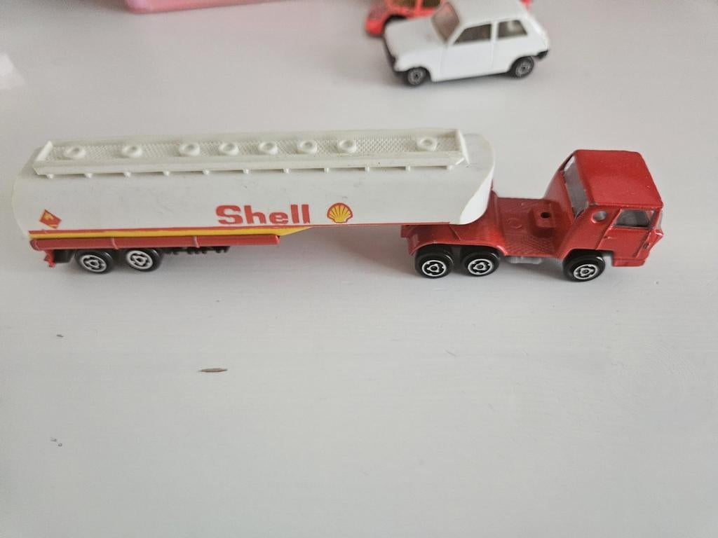 Majorette Shell tanker, Hobby en Vrije tijd, Modelauto's | Overige schalen, Ophalen of Verzenden, Gebruikt, Bus of Vrachtwagen