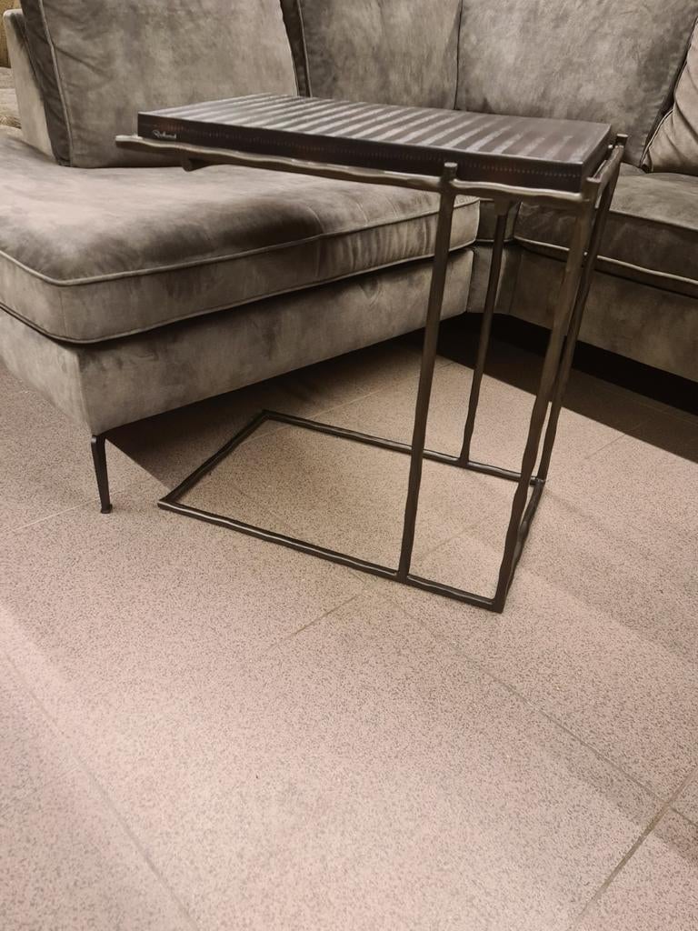 Nieuwe Richmond sofa tafel Ventana 38x58x61cm €295, Ophalen, Nieuw