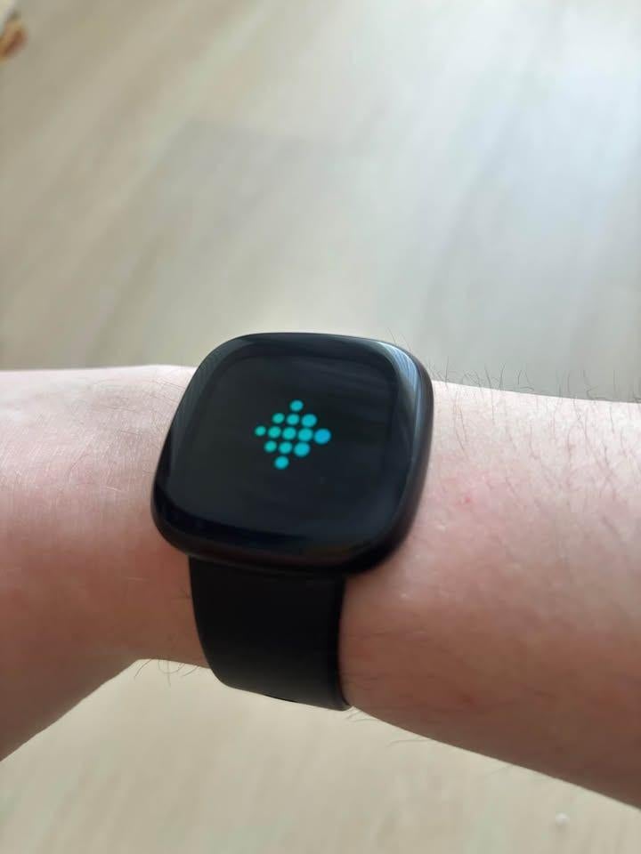 Sporthorloge Fitbit Versa 3 - zwart, Étanche, Comme neuf, Enlèvement, Noir