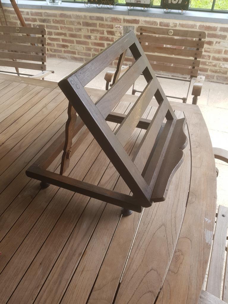 Presentoire ancien religieux, Enlèvement ou Envoi