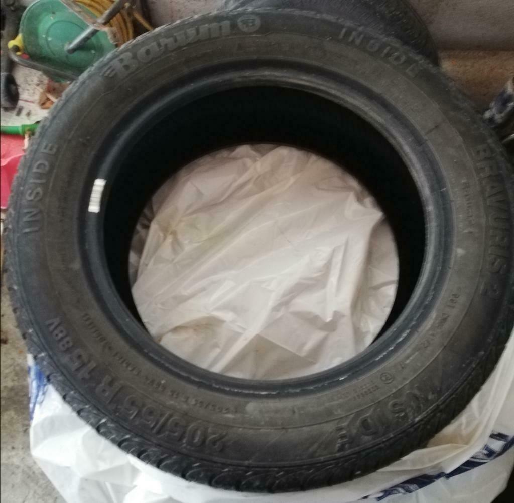 2 Brarum Bravuris 205/55/15 banden, Auto-onderdelen, Banden en Velgen, Ophalen, Gebruikt, 15 inch, 205 mm