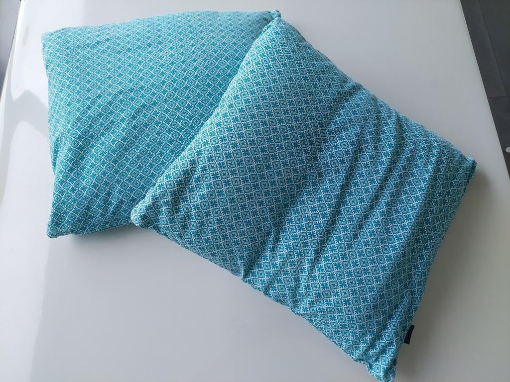2 sierkussens merk Mood, Ophalen of Verzenden, Zo goed als nieuw, Blauw, Vierkant