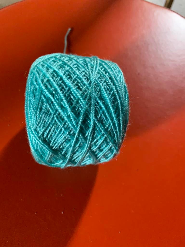 1 pelote de coton bleu, Hobby & Loisirs créatifs, Enlèvement ou Envoi, Comme neuf