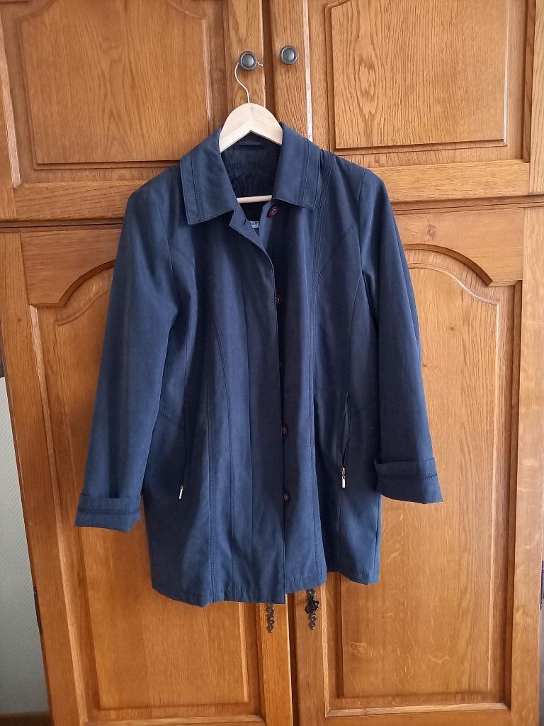 Damart dames jas, Kleding | Dames, Jassen | Winter, Blauw, Zo goed als nieuw, Damart, Ophalen