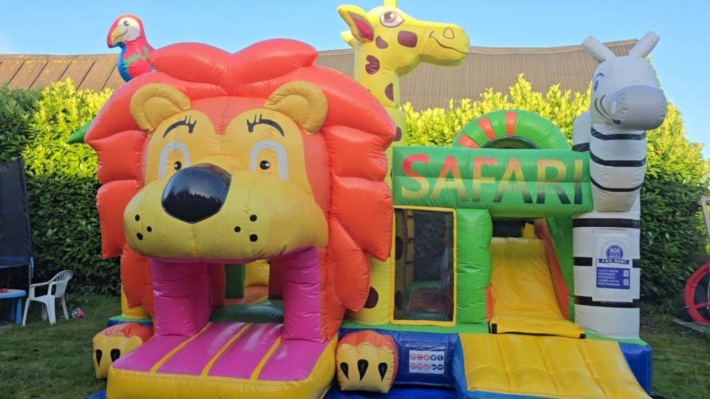 Leeuw / safari springkasteel, Hobby en Vrije tijd, Feestartikelen | Verhuur, Ophalen of Verzenden