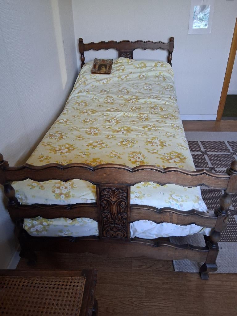 Lit breton avec sommier et garde robe, Ophalen, Gebruikt, Eenpersoons, Breton