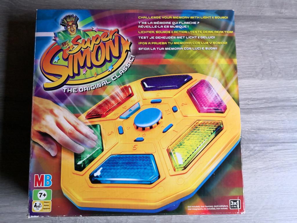 Gezelschapsspelletje van MB - Super Simon, Hobby en Vrije tijd, Gezelschapsspellen | Overige, Ophalen