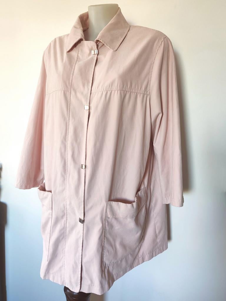 Parka, veste imperméable rose pâle taille 46, Vêtements | Femmes, Enlèvement ou Envoi, Porté, Rose