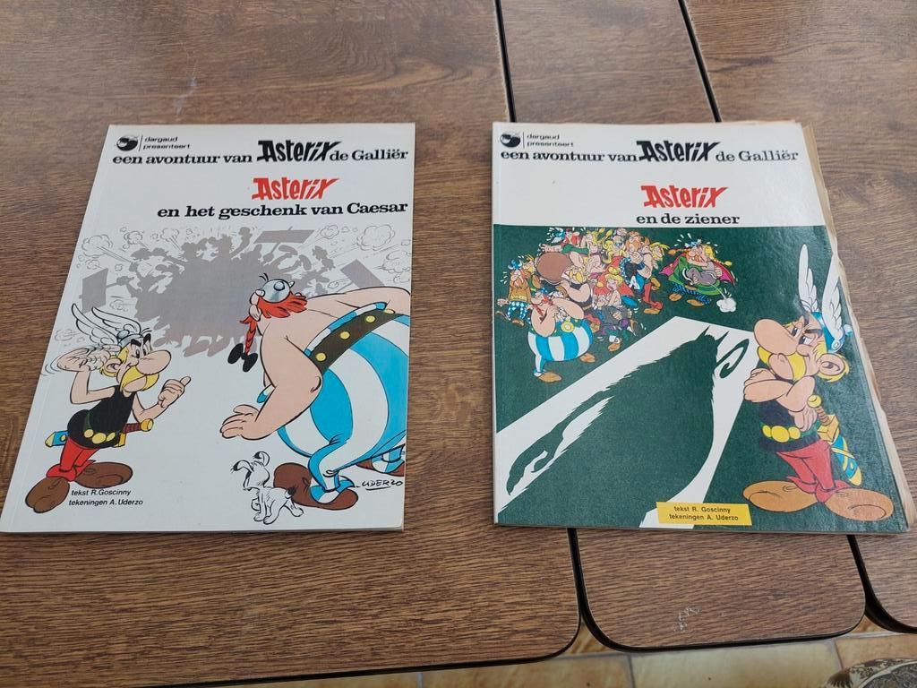 Asterix en de Galliërs 2 stuks, Ophalen of Verzenden, Asterix en Obelix, Gebruikt, Boek of Spel