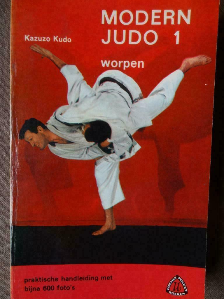 Modern Judo 1 - Worpen / Kazuzo Kudo, Ophalen of Verzenden, Gelezen, Kazuzo Kudo