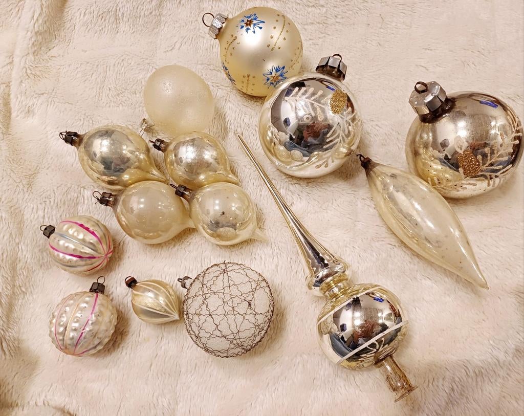 Lot de boules de Noël anciennes, pic, guirlandes, nacre, arg, Divers, Enlèvement ou Envoi, Comme neuf