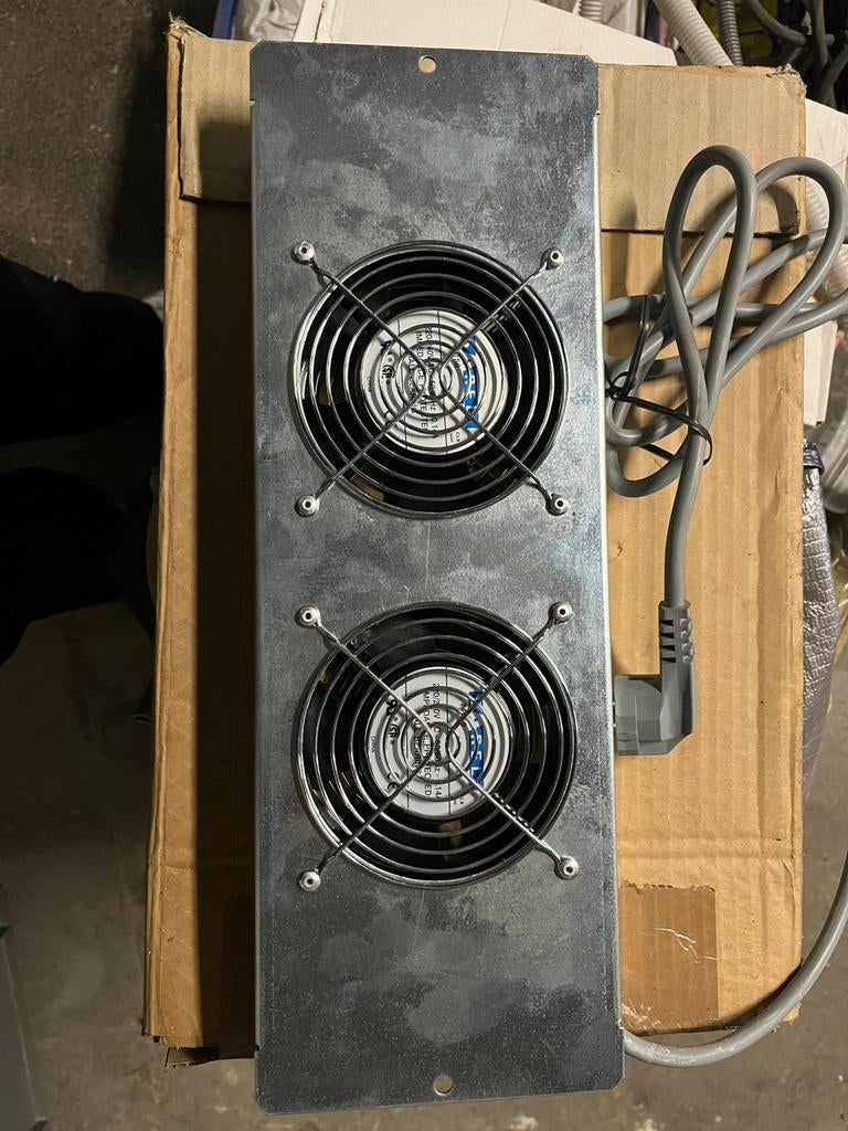 Ventilatie electriciteit kast of rack, Ophalen, Nieuw