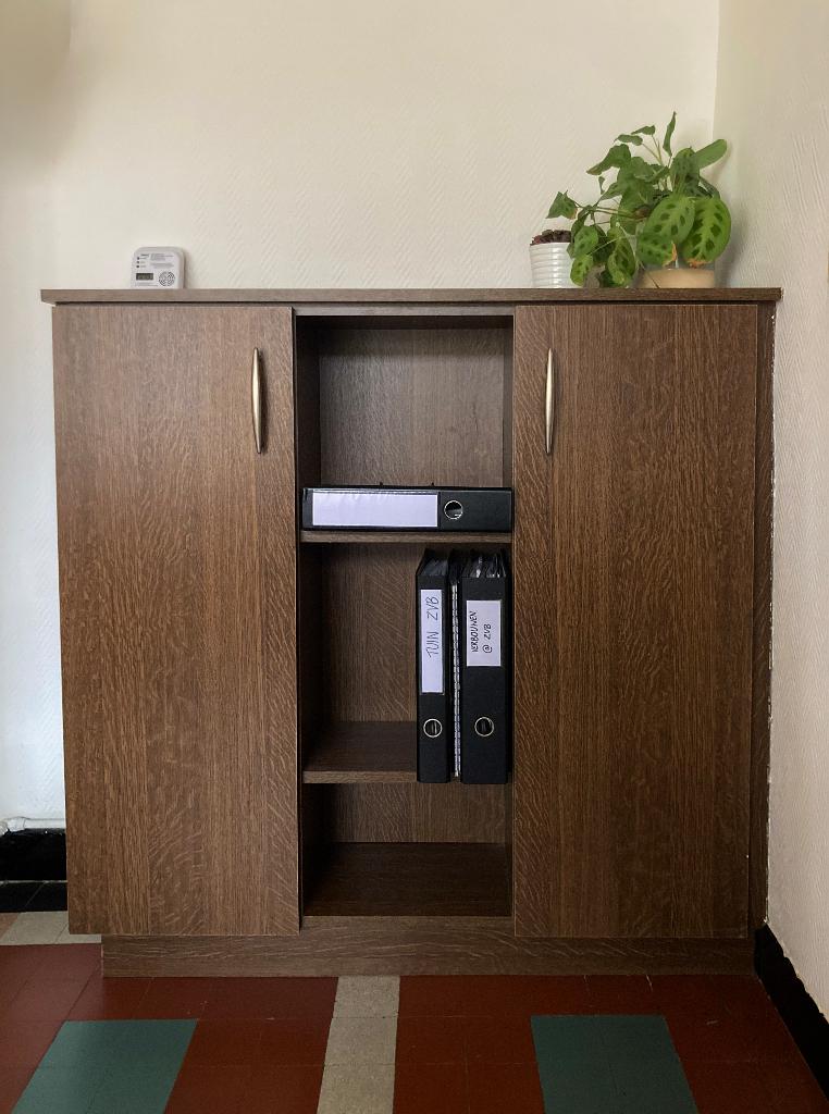 Vintage donkere houten kast 110 x 110 x 35 cm, Antiek en Kunst, Ophalen