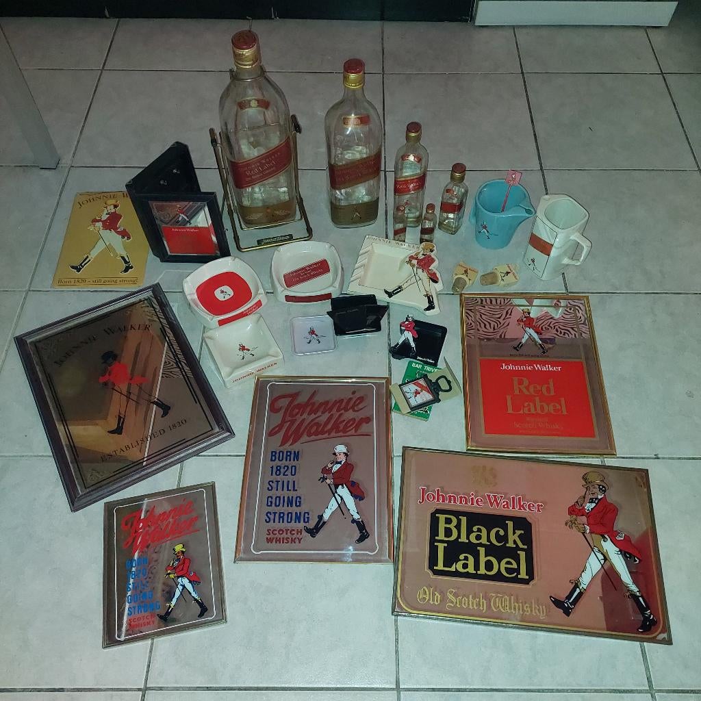 PARTIJ JOHNNIE WALKER WHISKY ASBAK SPIEGELKRUIKFLESSEN ENZ, Ophalen of Verzenden, Gebruikt, Gebruiksvoorwerp
