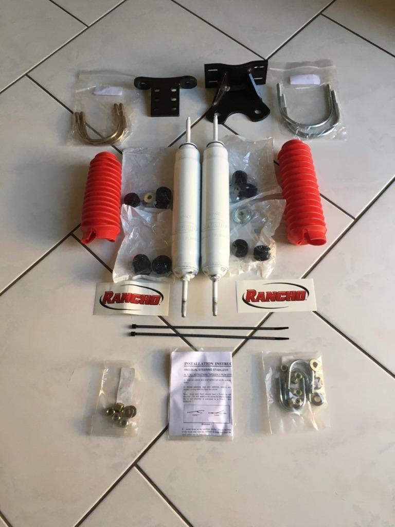 À vendre ensemble d'amortisseurs de direction (double) Ranch, Autos : Pièces & Accessoires, Petit matériel, Pièces américaines
