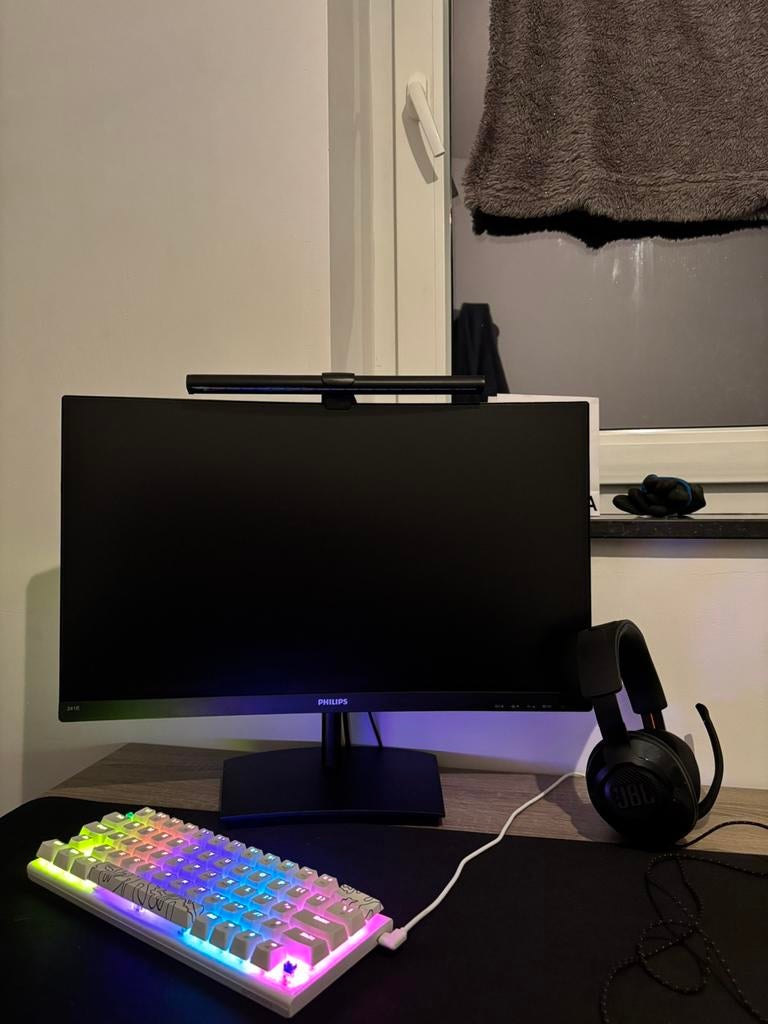 PlayStation 4 met 144hz monitor, Enlèvement, Comme neuf