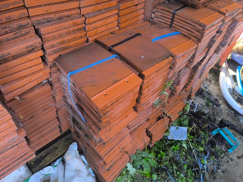 50m2 ou+ de Tuiles Plates KORAMIC 301 - SURPLUS DE CHANTIER, Hout, Dakpannen