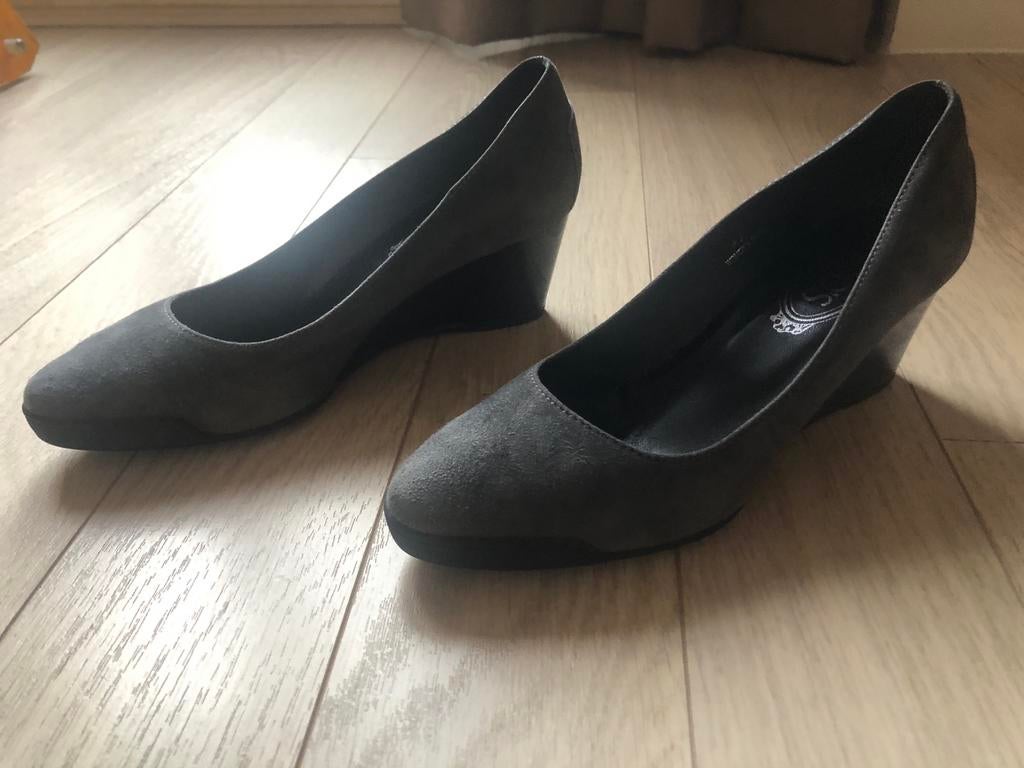 Grijze Daim  schoenen Tod’s, Gris, Porté, Sabots, Tod’s