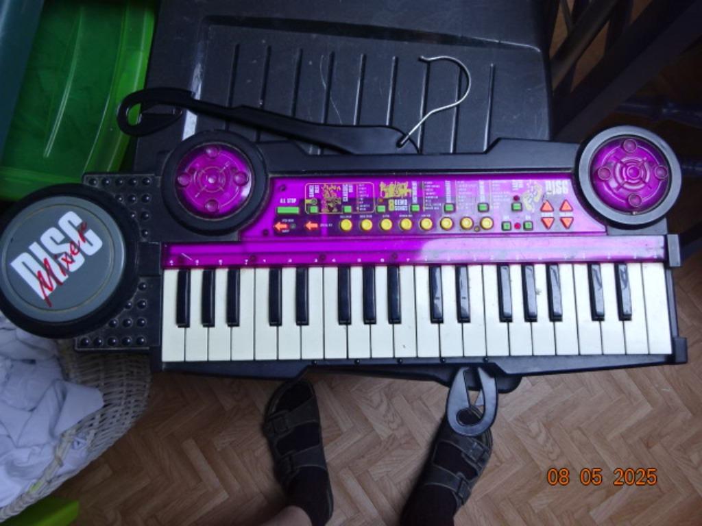synthétiseur d'enfant, Enlèvement