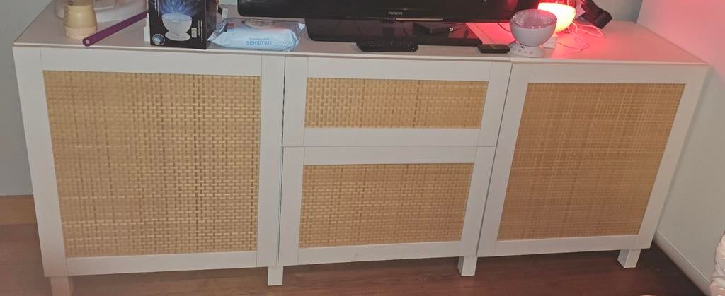 Ikea Besta kast, Ophalen