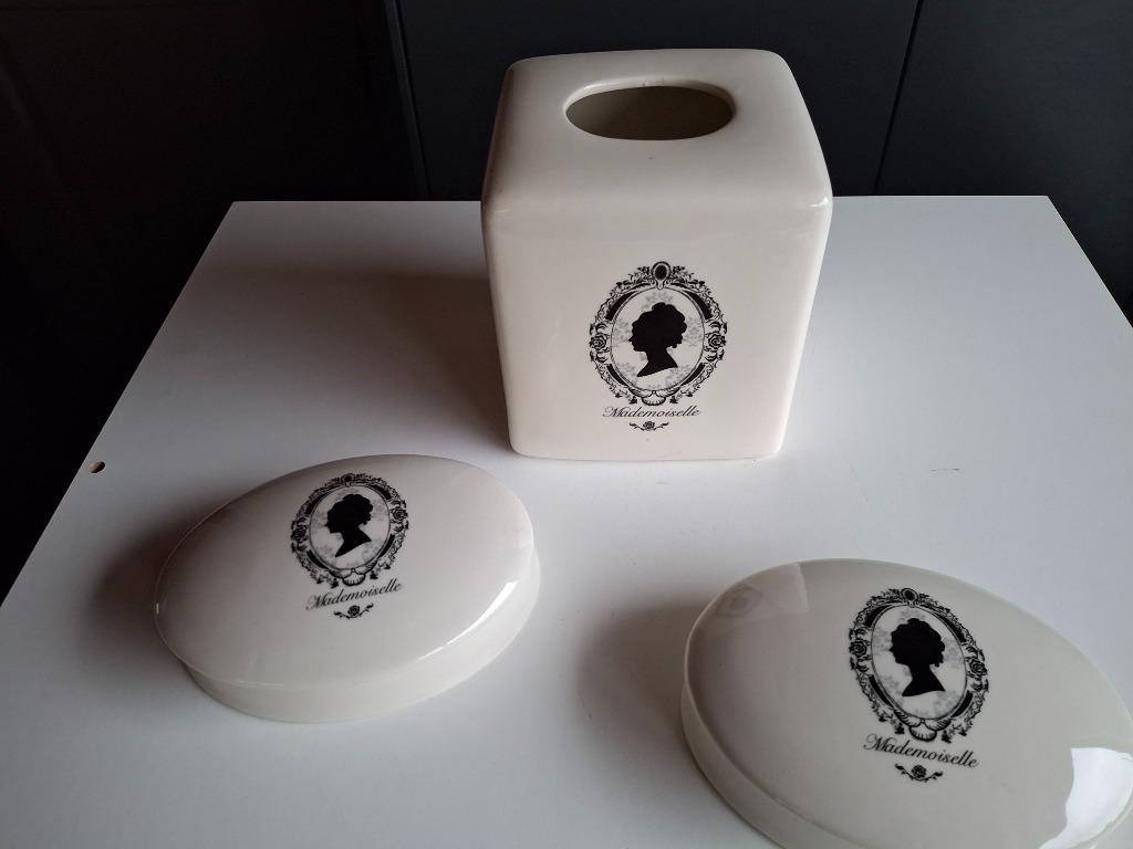 zeepbakjes  + Tissueshouder  J- Line, Antiek en Kunst, Ophalen