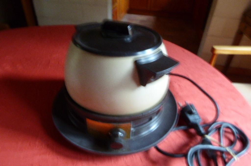 nova fondueset, Ophalen, Zo goed als nieuw, Elektrisch, Fondueset