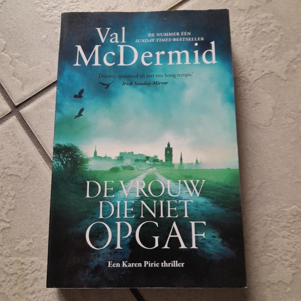 De vrouw die niet opgaf van Val McDermid, Enlèvement, Utilisé