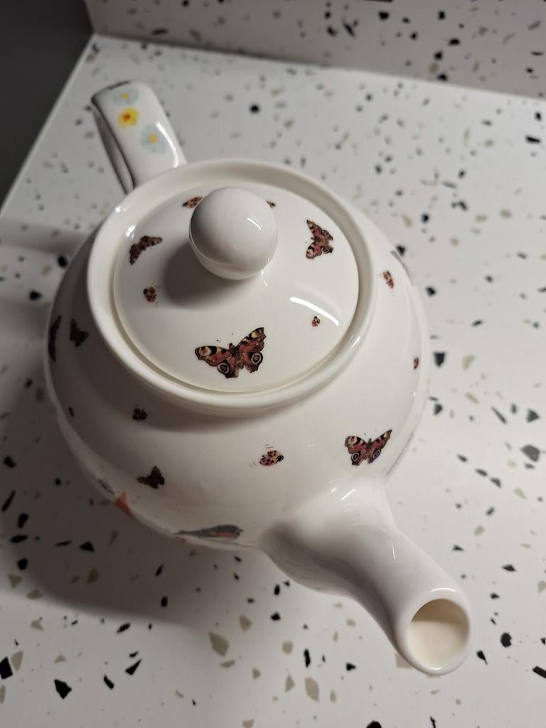 Theepot, Enlèvement
