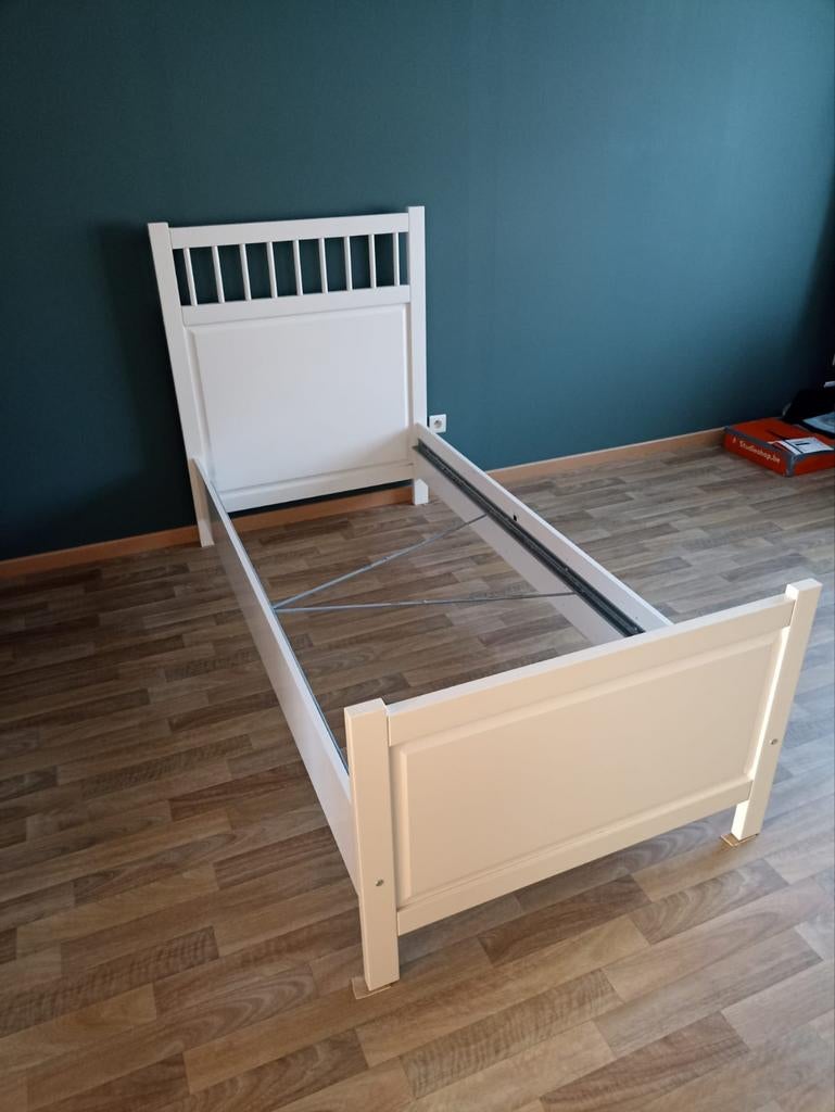 ikea hemnes bed + toilettafel, Huis en Inrichting, Ophalen, Gebruikt