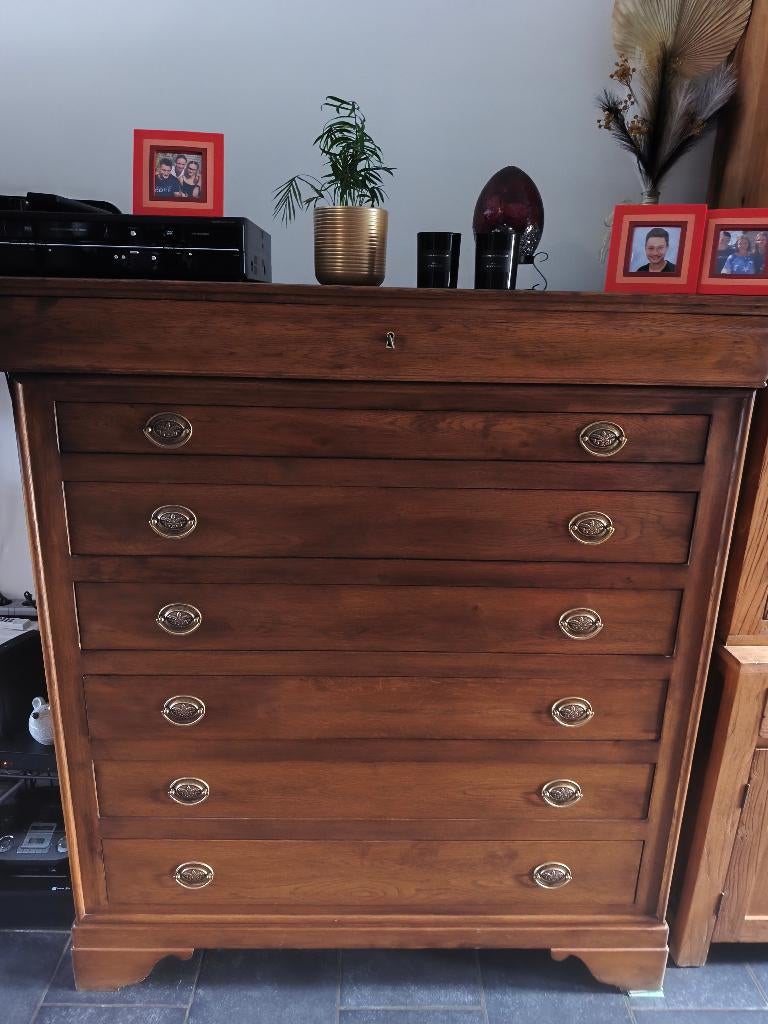 Meuble Unique type Louis Philippe, Enlèvement