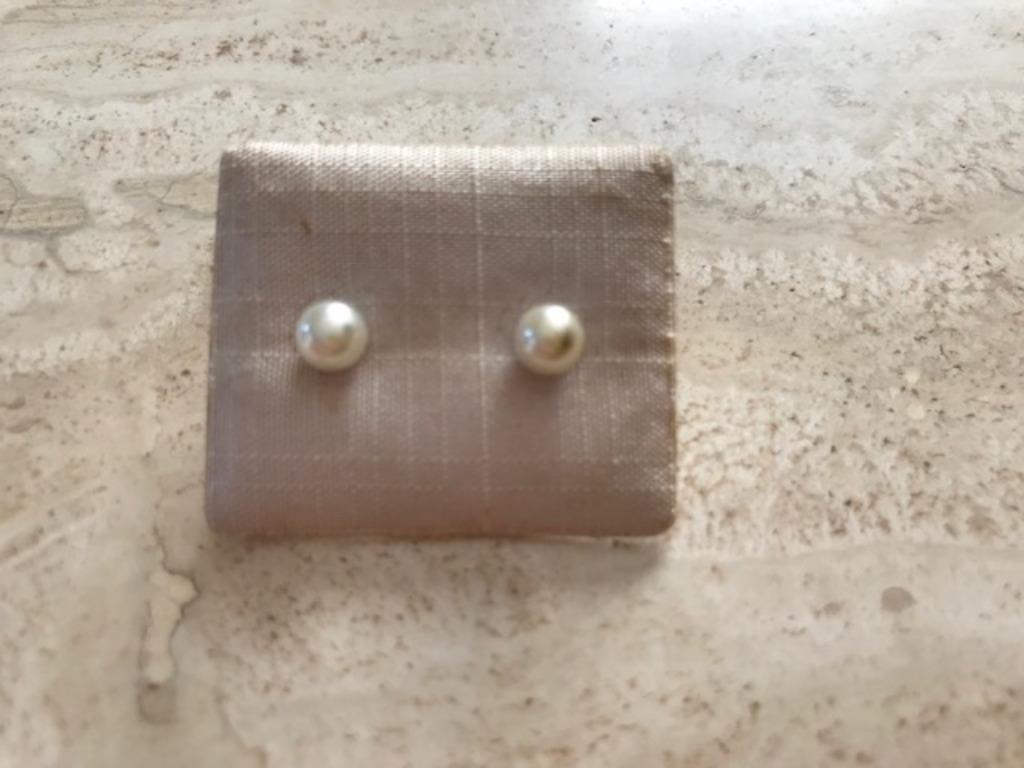 Perles-fines oorbellen - 4mm (nr2513), Enlèvement ou Envoi, Comme neuf, Autres matériaux, Puces ou Clous