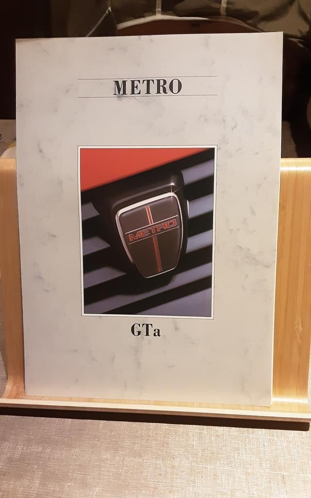 Rover metro gta brochure, Ophalen of Verzenden, Zo goed als nieuw