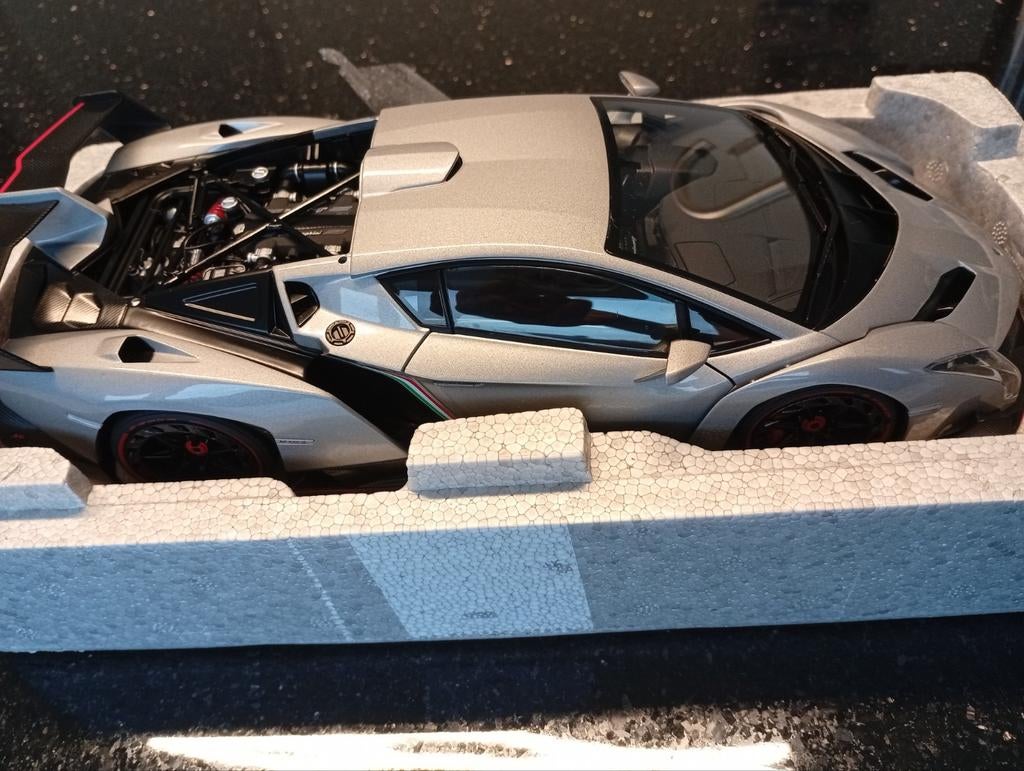 Lamborghini Veneno Autoart 1:18, Hobby en Vrije tijd, Ophalen of Verzenden, Zo goed als nieuw, Auto, Autoart