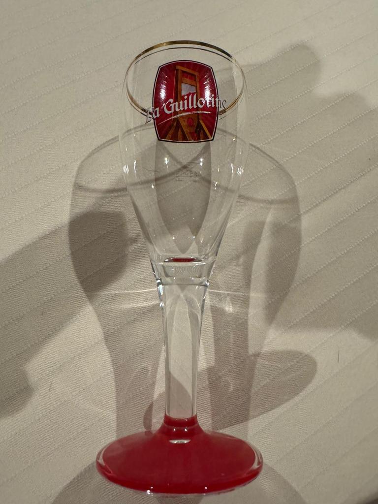 Guillotine 4 bierglazen, Verzamelen, Ophalen, Nieuw