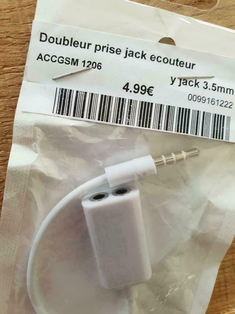--Doubleur de prise jack 3.5mm-neuf et emballé, Enlèvement ou Envoi, Neuf, Fil ou câble, Autres marques