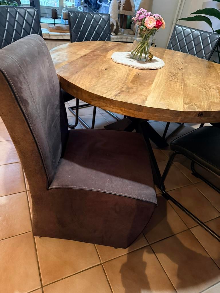 4 stoelen, Ophalen, Gebruikt
