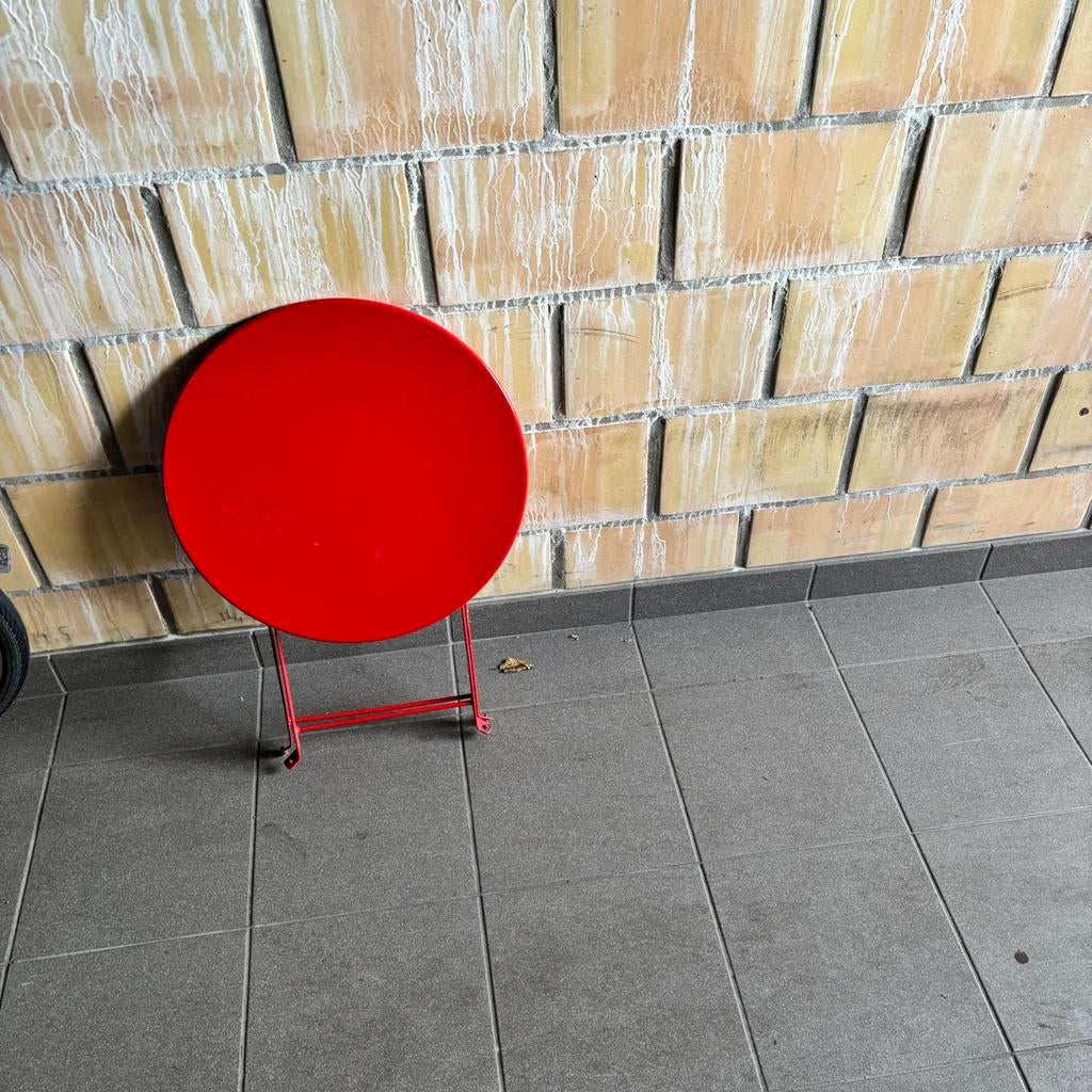 Ijzeren tafel, Ophalen, Zo goed als nieuw