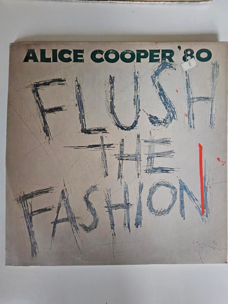 Flush the Fashion, Enlèvement ou Envoi