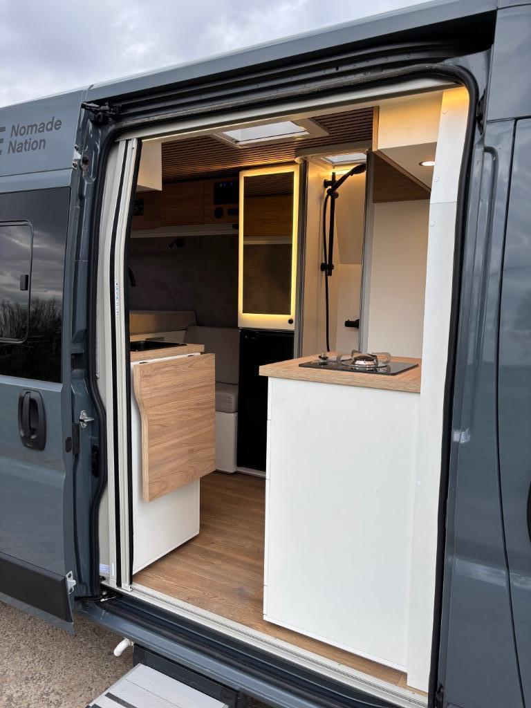 Nomade Nation NEO S, Overige merken, Buscamper of Camperbus, Bedrijf, Diesel