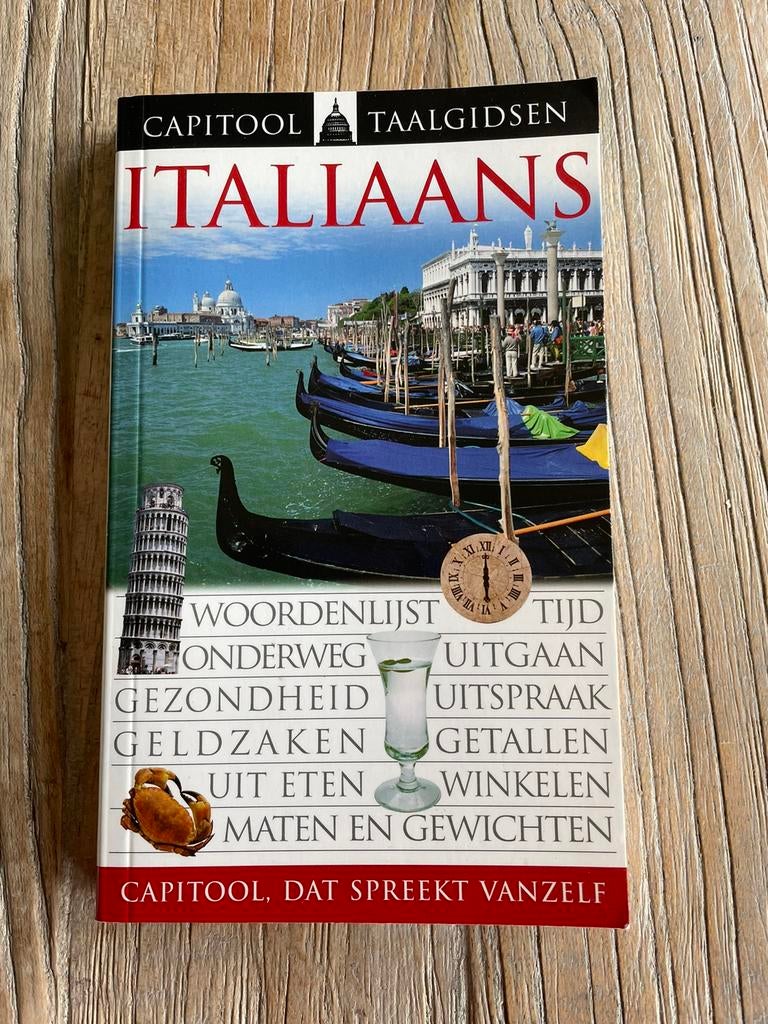 Italiaans-Capitool Reisgidsen, Boeken, Ophalen of Verzenden, Zo goed als nieuw, Italiaans
